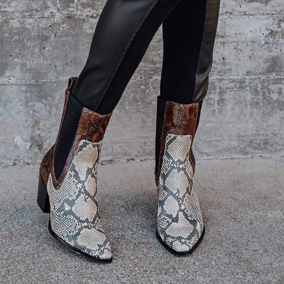 Dolce Vita Shoes - Animal print DOLCE VITA SABERN BOOTIES  SNAKE PRINT LEATHER